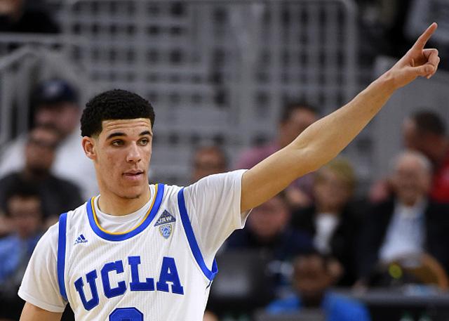 圣保罗发布备战花絮,集结日更衣室发声,欧篮联任务艰巨,球探报告显示潜力(巴西圣保罗新闻2024年9月) 圣保罗发布备战花絮,集结日更衣室发声,欧篮联任务艰巨,球探报告显示潜力(巴西圣保罗新闻2024年9月)