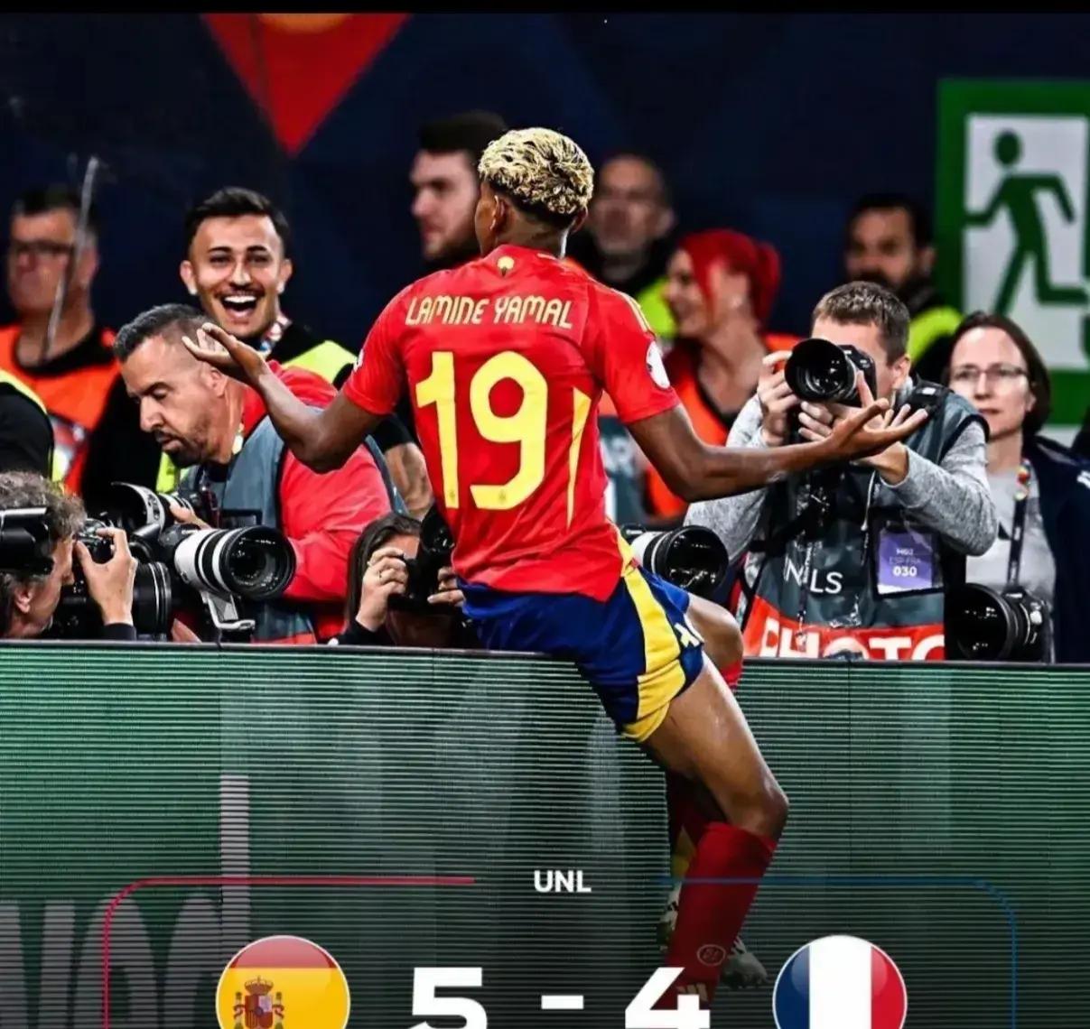 姆巴佩是哪个国家的 姆巴佩是哪个国家的