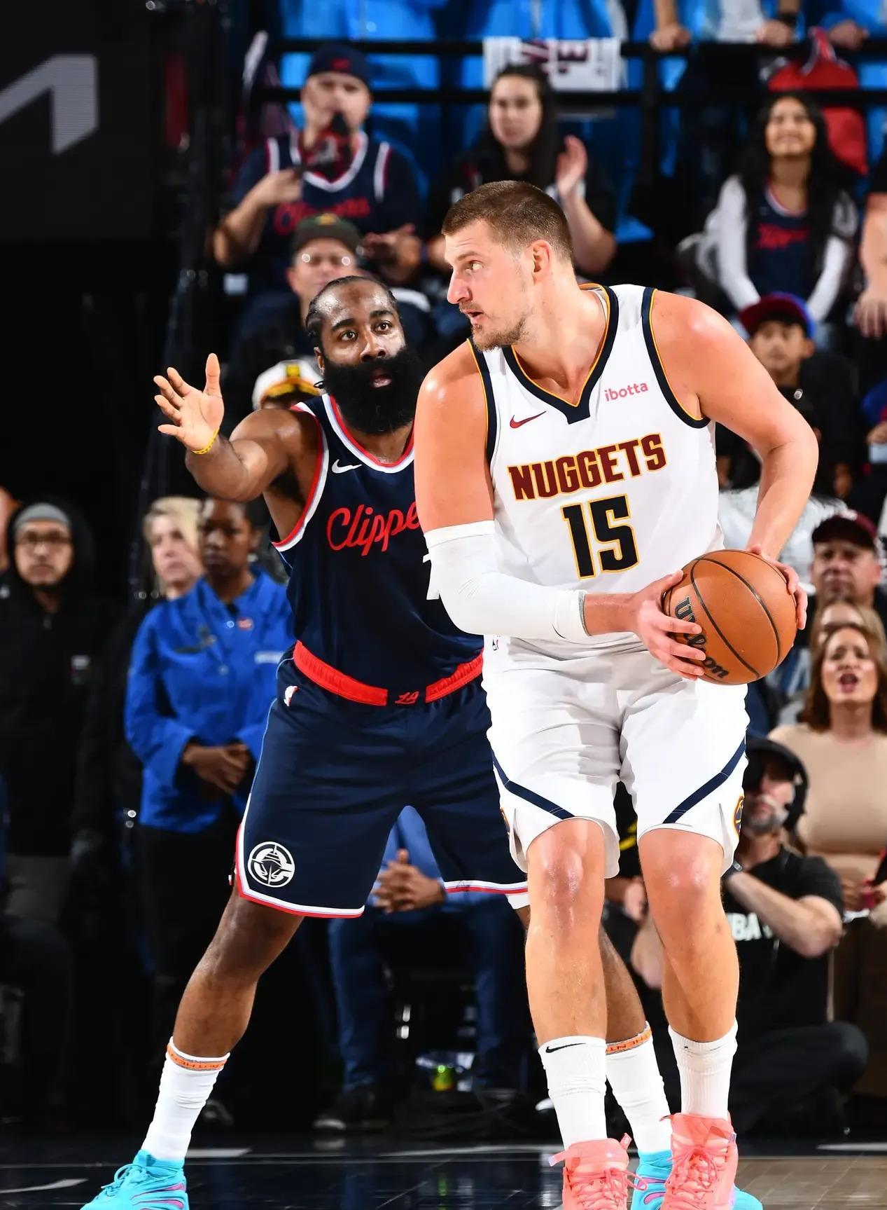 加时末段里昂备战NBA季后赛;回应争议细节曝光;管理层满意;球队文化再被提及的简单介绍 加时末段里昂备战NBA季后赛;回应争议细节曝光;管理层满意;球队文化再被提及的简单介绍