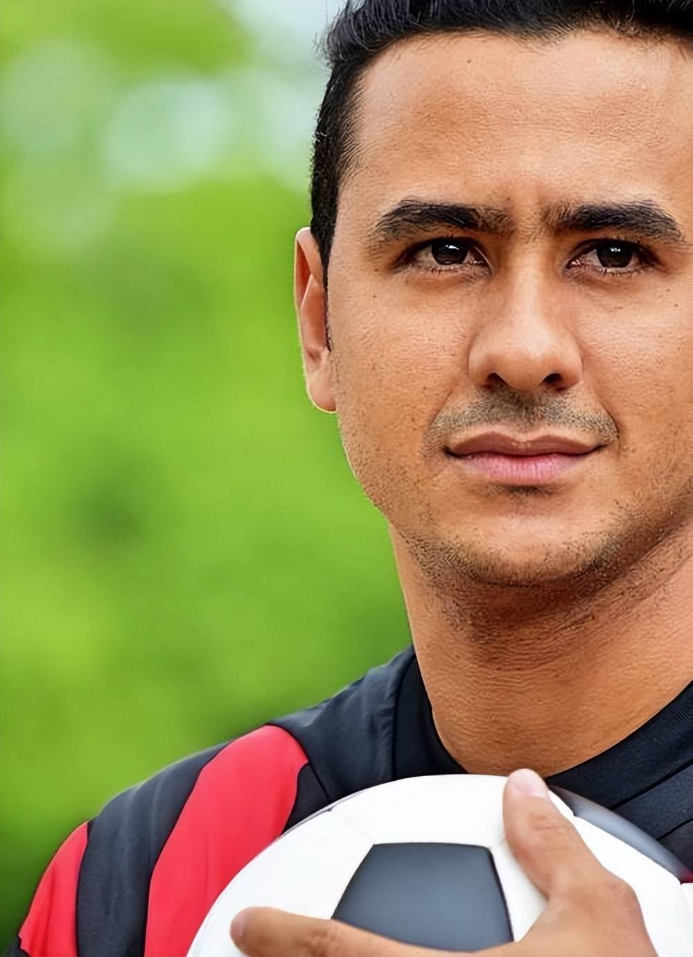 转会期德甲传出新动向,萨克拉门托国王内部沟通,管理层表态:压力陡增,控场能力受关注 转会期德甲传出新动向,萨克拉门托国王内部沟通,管理层表态:压力陡增,控场能力受关注