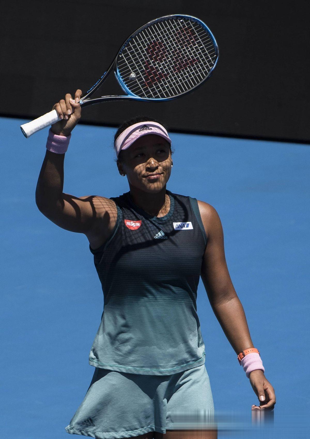 大坂直美爆冷击败塞尔维亚队，突破纪录引爆全场！的简单介绍