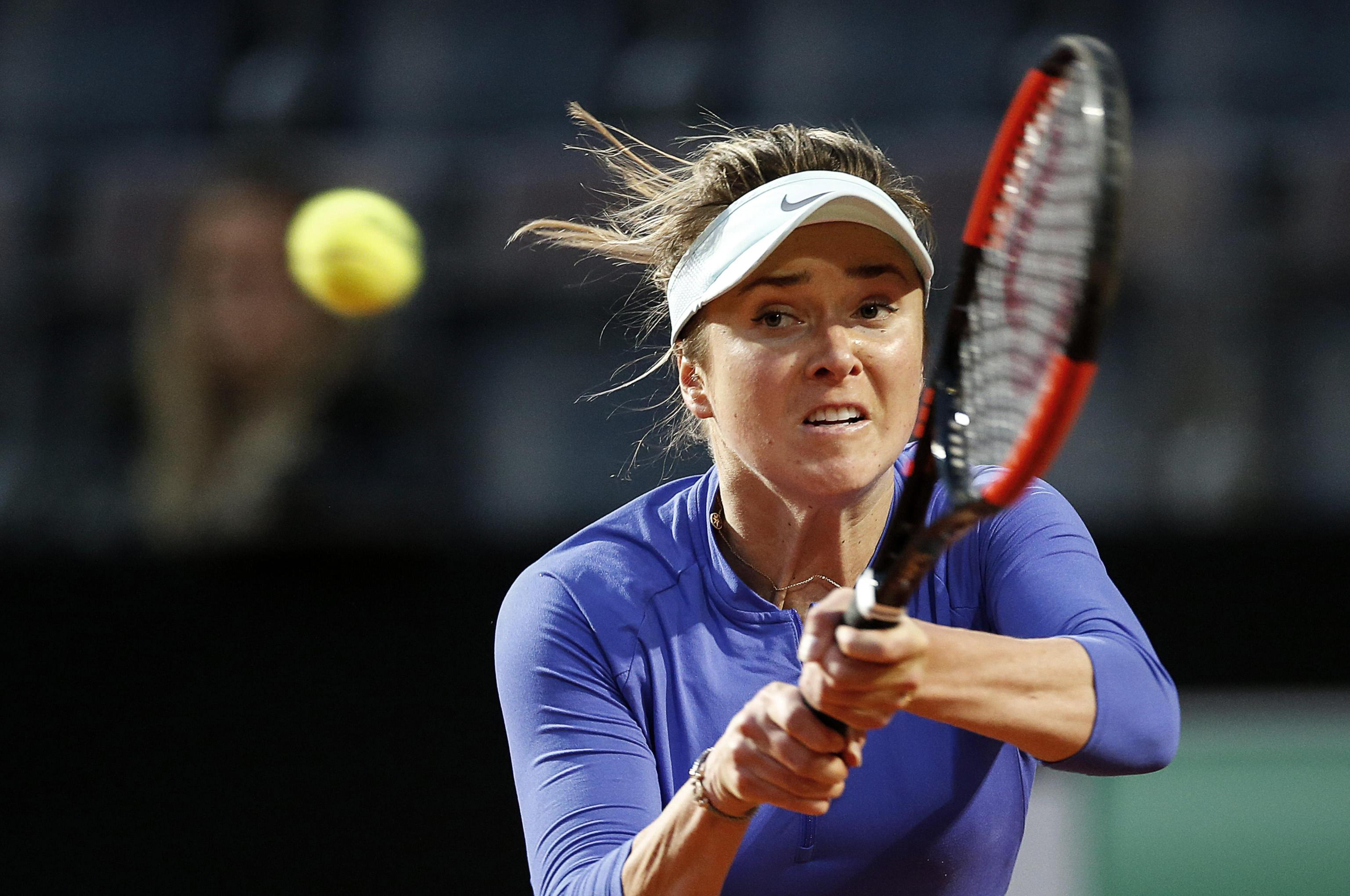 阿扎伦卡在DWG比赛中连败，逆转引发热议！的简单介绍