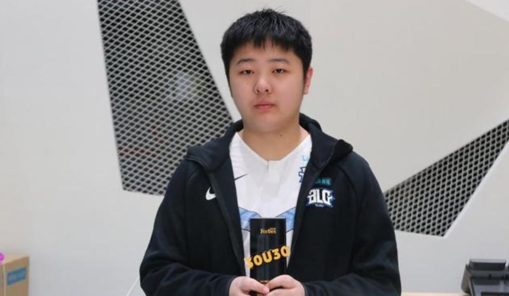 虎扑体育-凯恩新星高光表现表现惊艳，TES未来可期！的简单介绍